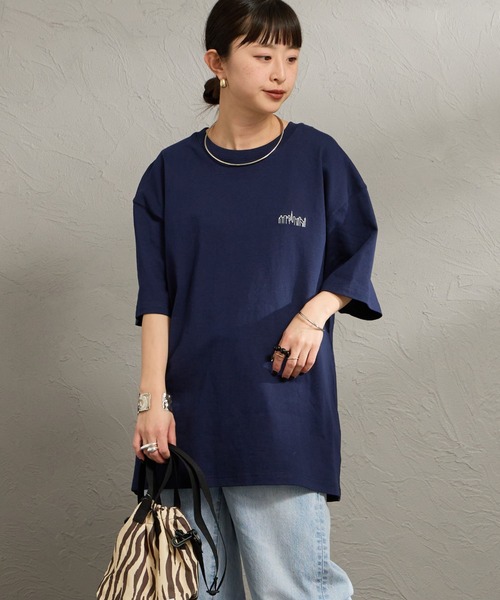 Manhattan Portage（マンハッタンポーテージ）の「[MANHATTAN PORTAGE/マンハッタンポーテージ] 別注 アーチプリント Tシャツ（Tシャツ/カットソー・レディース・ホワイト/ネイビー・XL/L/M/S）」の15枚目の写真