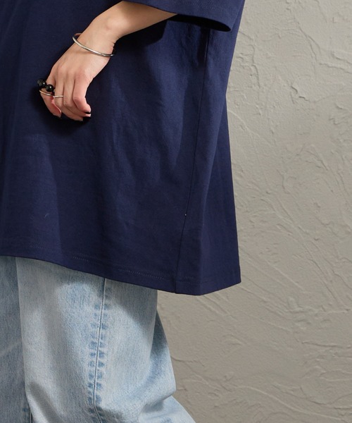 Manhattan Portage（マンハッタンポーテージ）の「[MANHATTAN PORTAGE/マンハッタンポーテージ] 別注 アーチプリント Tシャツ（Tシャツ/カットソー・レディース・ホワイト/ネイビー・XL/L/M/S）」の3枚目の写真