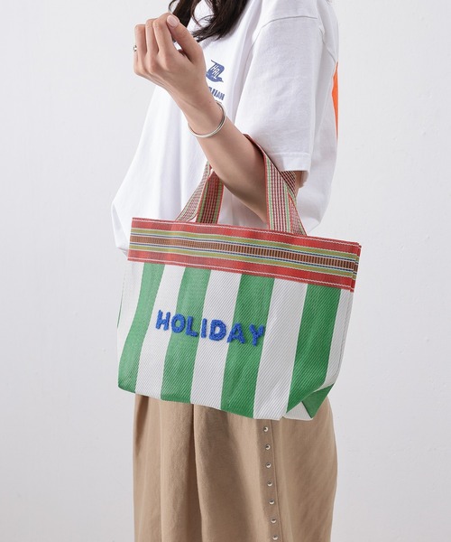 emesuelee(エメスーリー)の「刺繍メッシュトートバッグ(ハンドバッグ・レディース・ブルー/サックスブルー/グリーン・フリー)」の1枚目の写真