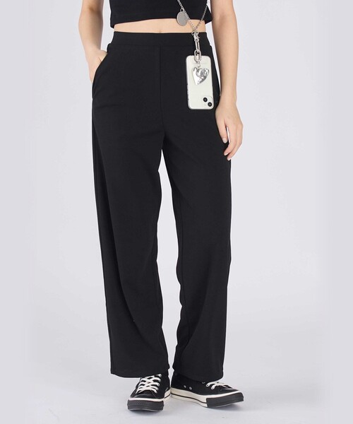To b. by agnes b.(トゥービーバイアニエスベー)の「ジャージー リラックスド テーパードパンツ(その他パンツ・レディース・ブラック・40/38/36)」の3枚目の写真