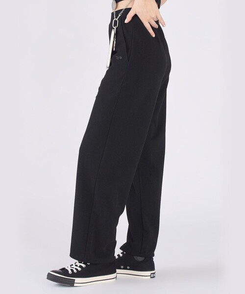 To b. by agnes b.(トゥービーバイアニエスベー)の「ジャージー リラックスド テーパードパンツ(その他パンツ・レディース・ブラック・40/38/36)」の3枚目の写真