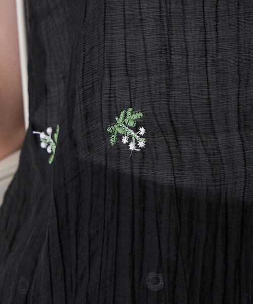 BONLECILL(ボンルシール)の「フラワー刺繍シアーキャミソールワンピース(ワンピース・レディース・ブラック/アイボリー/ブラウン・FREE)」の12枚目の写真