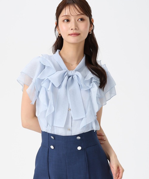 MISCH MASCH（ミッシュマッシュ）の「2026春夏新作 ボウタイフリルシアーラメブラウス（シャツ/ブラウス・レディース・グリーン/ホワイト/ブルー・ﾌﾘ-）」の7枚目の写真