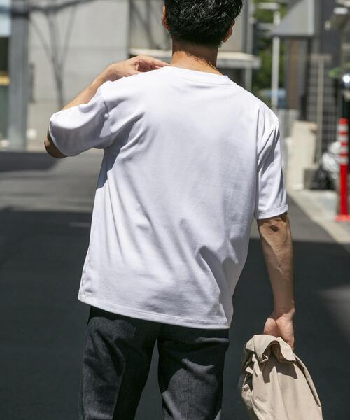 URBAN RESEARCH ROSSO MEN(アーバンリサーチロッソメン)の「『接触冷感/吸水速乾/UVカット』ハイクオリティドレスTシャツ(Tシャツ/カットソー・メンズ・ネイビー/ライトグレー/ホワイト/ブラック・SMALL/X-LARGE/LARGE/MEDIUM)」の9枚目の写真