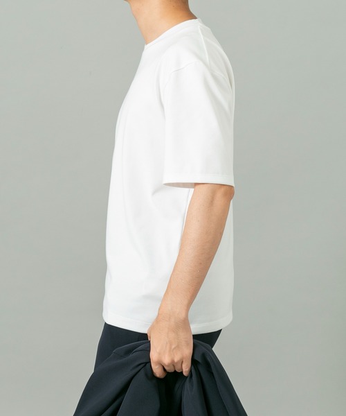 URBAN RESEARCH ROSSO MEN（アーバンリサーチロッソメン）の「ハイクオリティドレスTシャツ（Tシャツ/カットソー・メンズ・ネイビー/ライトグレー/ホワイト/ブラック・SMALL/X-LARGE/LARGE/MEDIUM）」の21枚目の写真