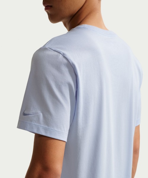 NIKE(ナイキ)の「ナイキ スポーツウェア メンズ Tシャツ / Nike Sportswear Men's T-Shirt IR6456-407 Hydrogen Blue(Tシャツ/カットソー・メンズ・クリアブルー・S/M/L/2XL/XL)」の2枚目の写真