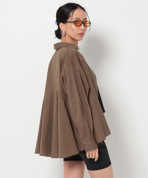 HEREIAM(ヘレイアム)の「【HEREIAM】テックリネンペプラムシャツ(シャツ/ブラウス・レディース・スカイブルー/ブラック/モカ・FREE)」の3枚目の写真