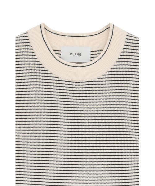 CLANE(クラネ)の「SQUARE SLEEVE KNIT TOPS(ニット/セーター・レディース・チャコールグレー/ブルー/ホワイト系/ホワイト・1/2)」の17枚目の写真