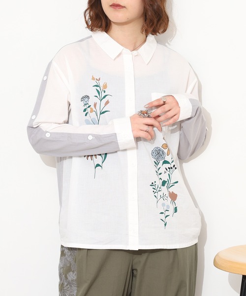 Emago(イマゴ)の「EMAGO ボタン付き配色プリントシャツ 長袖(シャツ/ブラウス・レディース・ホワイト/ピンク/ネイビー・FREE)」の5枚目の写真