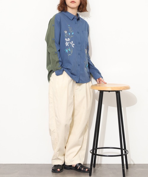 Emago(イマゴ)の「EMAGO ボタン付き配色プリントシャツ 長袖(シャツ/ブラウス・レディース・ホワイト/ピンク/ネイビー・FREE)」の17枚目の写真