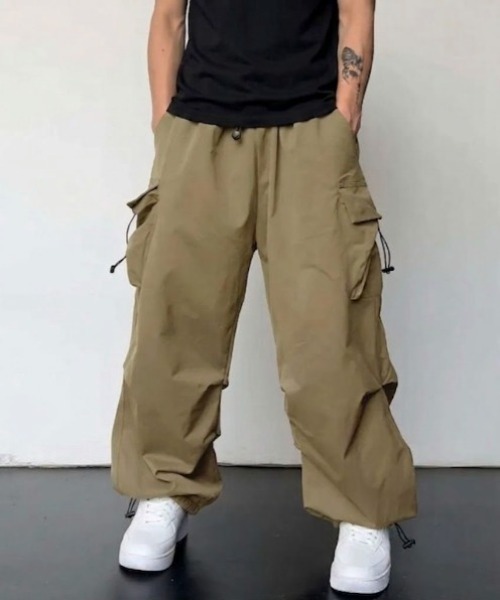 link lot(リンクロット)の「【ウエストゴム】ナイロンカーゴパンツ(カーゴパンツ・メンズ・ブラック/カーキ/ベージュ・M/L)」の3枚目の写真