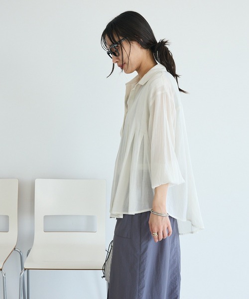 CRAFT STANDARD BOUTIQUE(クラフトスタンダードブティック)の「ヴィンテージボイルタックフレアシャツ ◆(シャツ/ブラウス・レディース・パープル/オフホワイト/ライトベージュ・FREE)」の7枚目の写真