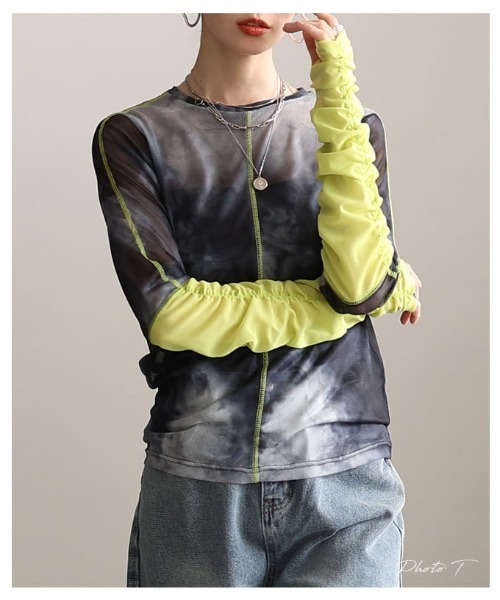 Sawa a la mode(サワアラモード)の「ギャザースリーブシアートップス(Tシャツ/カットソー・レディース・ブラック/モカ/ブラウン・FREE)」の4枚目の写真