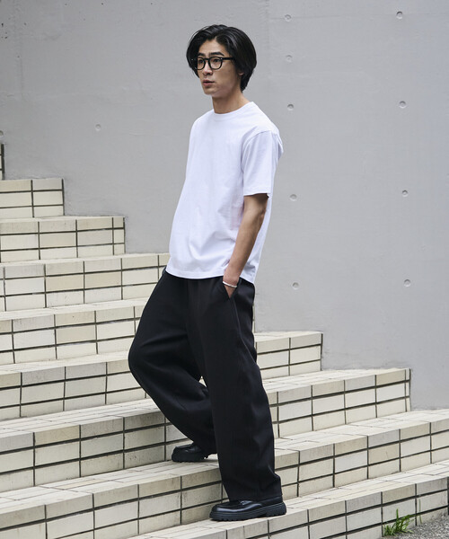 FREAK'S STORE(フリークスストア)の「<接触冷感>ワイドシルエット クールタッチ バレルレッグ スウェットパンツ 限定展開(その他パンツ・メンズ・ブラック/ダークグレー/チャコールグレー・SMALL/MEDIUM/LARGE)」の8枚目の写真