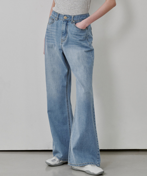 MALOUPE(マロップ)の「9158 レギュラーブーツカットデニムパンツ (ミディアムインディゴ)(デニムパンツ・レディース・その他・26/28/30)」の5枚目の写真