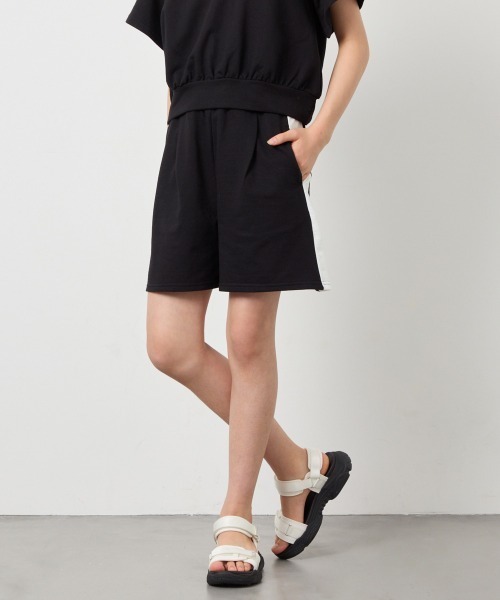 a.v.v(アーヴェヴェ)の「【20-24cm】厚底スポサン(サンダル・キッズ・アイボリー/ブラック・21/20/22/23/24)」の8枚目の写真