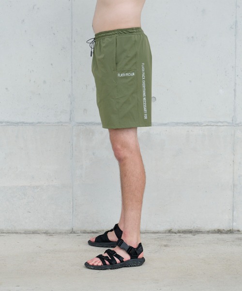 FLASH PACKER(フラッシュパッカー)の「ストレッチナイロン/ギアショーツ(その他パンツ・メンズ・オリーブ/ブラック・XL/M/L)」の6枚目の写真
