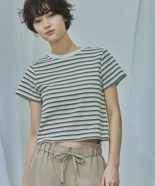 LAKOLE(ラコレ)の「チビTEE / 660029(Tシャツ/カットソー・レディース・グレー/オフホワイト/ネイビー/ピンク/ブラック/アイボリー・LARGE/MEDIUM)」の4枚目の写真
