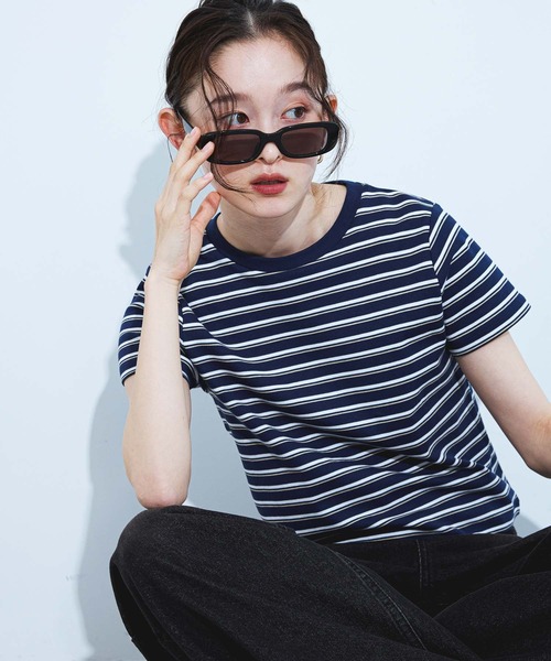 LAKOLE(ラコレ)の「チビTEE / 660029(Tシャツ/カットソー・レディース・グレー/オフホワイト/ネイビー/ピンク/ブラック/アイボリー・LARGE/MEDIUM)」の5枚目の写真