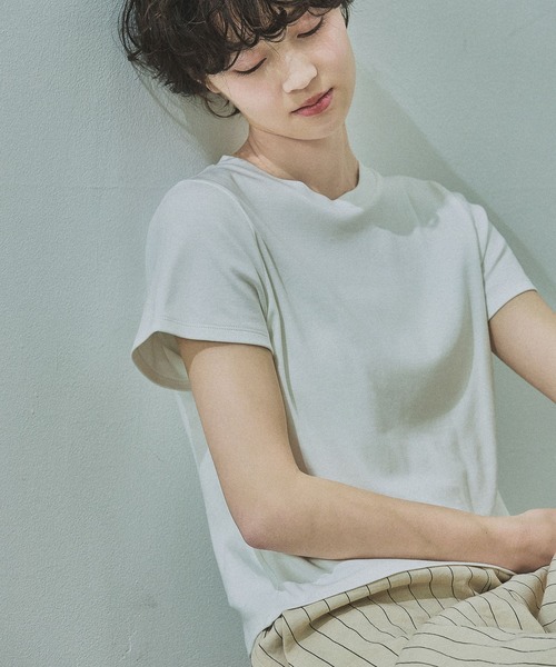 LAKOLE(ラコレ)の「チビTEE / 660029(Tシャツ/カットソー・レディース・グレー/オフホワイト/ネイビー/ピンク/ブラック/アイボリー・LARGE/MEDIUM)」の2枚目の写真