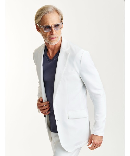 1 piu 1 uguale 3（ウノピゥウノウグァーレトレ）の「SWING EASY JACKET (CENTER VENT) BODY SHELL 2WAY STRETCH（テーラードジャケット・メンズ・ブラック/ホワイト・LARGE/MEDIUM/X-LARGE/XX-LARGE/SMALL）」の7枚目の写真