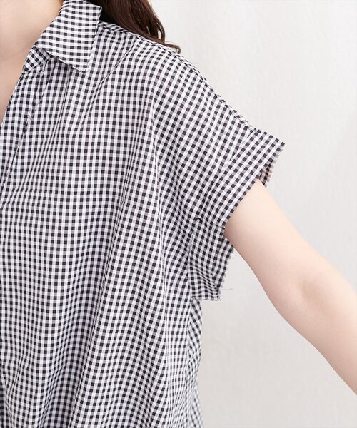 natural couture(ナチュラルクチュール)の「ギンガムチェック半袖シャツブラウス(シャツ/ブラウス・レディース・ネイビー/ベージュ/ブラック・MEDIUM)」の15枚目の写真