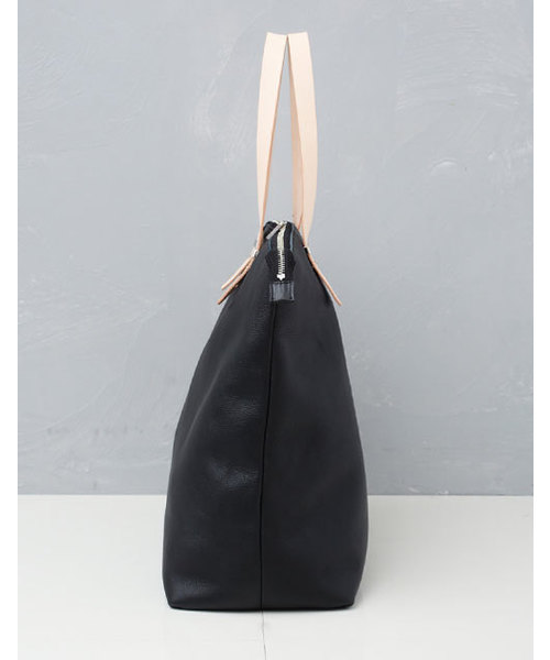 UNITED TOKYO（ユナイテッドトウキョウ）の「シボレザートートバッグ