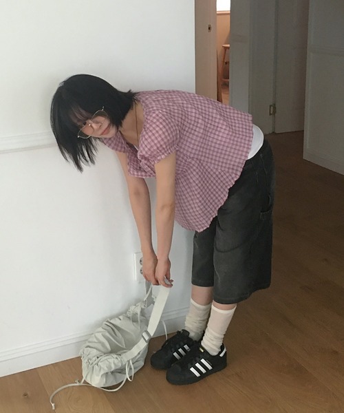LAFFMO(ラフモ)の「パフスリーブチェックブラウス(シャツ/ブラウス・レディース・ブラック/ピンク・F)」の19枚目の写真