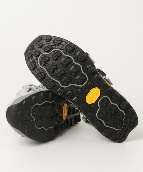 NEW BALANCE(ニューバランス)の「Fresh Foam X Hierro Sandal(サンダル・メンズ・グレー/ブラック・29.0cm/23.0cm/28.0cm/27.5cm/27.0cm/26.5cm/26.0cm/25.5cm/25.0cm/24.5cm/24.0cm/23.5cm/28.5cm/30.0cm)」の8枚目の写真