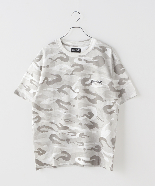 SUPPLIER(サプライヤー)の「SUPPLIER / サプライヤー Camouflage Cross Tee(Tシャツ/カットソー・メンズ・カーキ/グレー・MEDIUM/LARGE)」の1枚目の写真