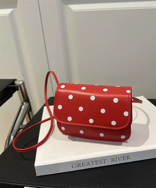 WESTSEA(ウエストシー)の「ドット柄 ミニショルダーバッグ ポシェット(ショルダーバッグ・レディース・ホワイト/ピンク/レッド/ブラック・FREE)」の4枚目の写真