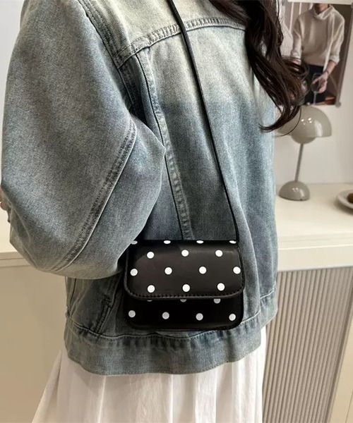 WESTSEA(ウエストシー)の「ドット柄 ミニショルダーバッグ ポシェット(ショルダーバッグ・レディース・ホワイト/ピンク/レッド/ブラック・FREE)」の5枚目の写真