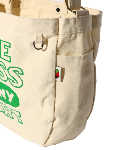 FRUIT OF THE LOOM(フルーツオブザルーム)の「BG SUNNY MART NEWS PAPER BAG(ショルダーバッグ・メンズ・ホワイト・FREE)」の5枚目の写真