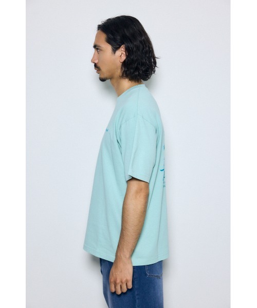 AZUL by moussy（アズールバイマウジー）の「リゾートバックグラフィックTシャツ（Tシャツ/カットソー・メンズ・ホワイト/ブラック/スモークピンク/ミント・LARGE/MEDIUM）」の22枚目の写真