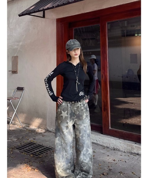 Ritzy(リッツィー)の「星柄ヴィンテージワイドデニムパンツ(デニムパンツ・レディース・カモフラージュ・M/S)」の5枚目の写真