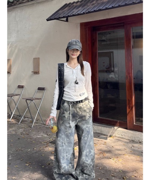 Ritzy(リッツィー)の「星柄ヴィンテージワイドデニムパンツ(デニムパンツ・レディース・カモフラージュ・M/S)」の6枚目の写真