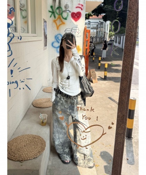 Ritzy(リッツィー)の「星柄ヴィンテージワイドデニムパンツ(デニムパンツ・レディース・カモフラージュ・M/S)」の11枚目の写真
