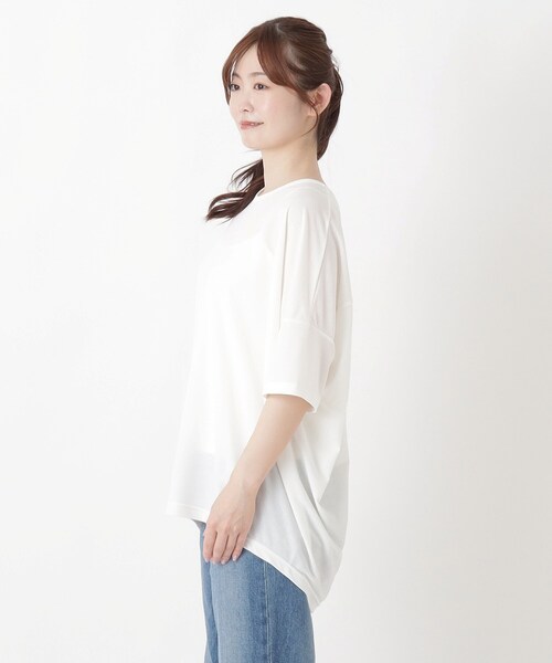 one'sterrace(ワンズテラス)の「【ひんやり】接触冷感 後ろコクーン切替半袖鹿の子プルオーバー(Tシャツ/カットソー・レディース・ブルー系その他7/ホワイト系9/ブラック系8・02)」の15枚目の写真
