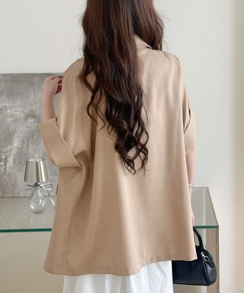 DAY CLOSET(デイ クローゼット)の「【ナチュ可愛いリネンライク仕様】半袖 ダブルボタン テーラードジャケット レディース(テーラードジャケット・レディース・ベージュ/グレイッシュベージュ/ダークグレー・L/M)」の17枚目の写真