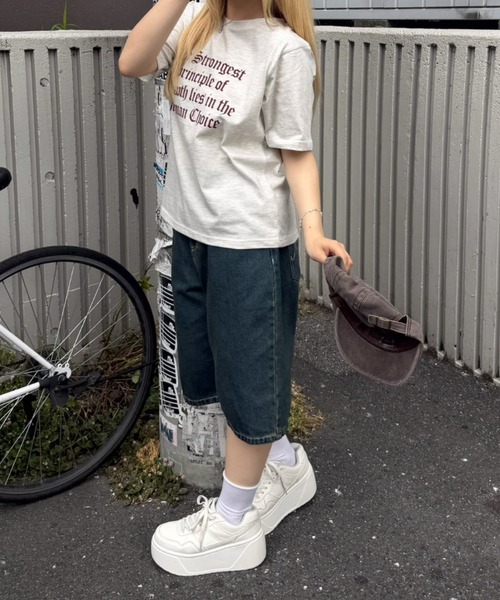 continuer de NICE CLAUP(コンティニューデナイスクラップ)の「【WEB限定】ロゴプリントT(Tシャツ/カットソー・レディース・オフホワイト/スミクロ/カーキ/オートミール・FREE)」の22枚目の写真