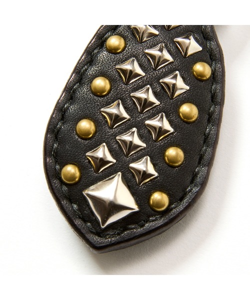 CALEE(キャリー)の「STUDS LEATHER RUGGED KEY RING(キーケース/キーアクセサリー・メンズ・ブラック・FREE)」の4枚目の写真