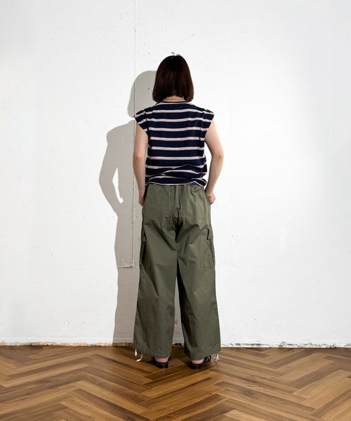 MAISON SELECT(メゾンセレクト)の「6C78 【肩パット付】カラーボーダーノースリーブ(Tシャツ/カットソー・レディース・ブラウン/ネイビー・FREE)」の21枚目の写真