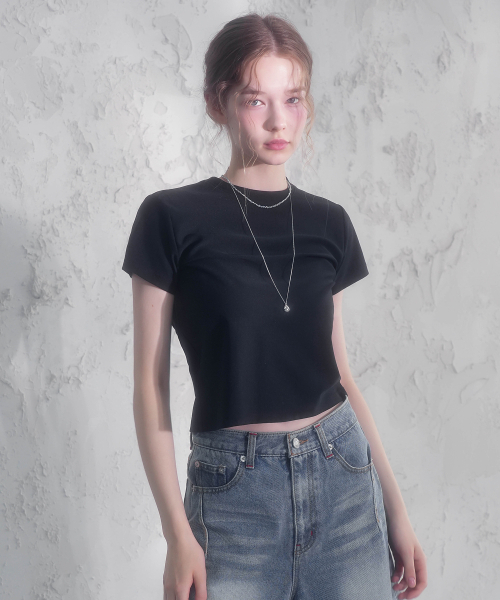 Vivacious(ビバシャス)の「デュアクールベーシックTシャツ_7カラー(Tシャツ/カットソー・レディース・ホワイト/ブラック/ネイビー/クリーム/ホワイト×レッド/ホワイト×ブルー/チャコール・SMALL/MEDIUM)」の8枚目の写真