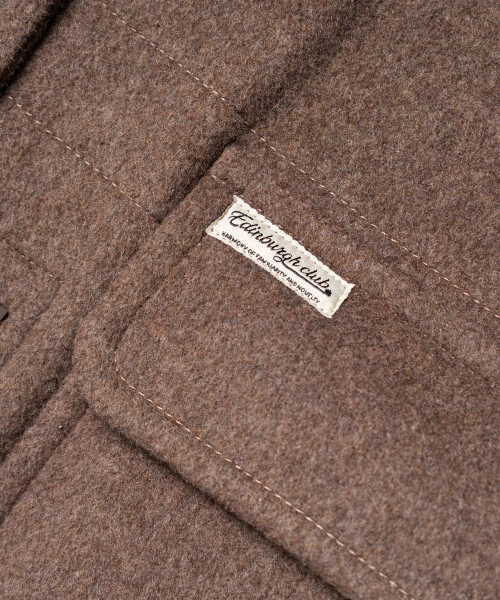 EDINBURGH CLUB（エディンバラクラブ）の「[London Tradition x  Edinburgh Club] ERICA MENS DUFFLE COAT [D/MUSHROOM]（チェスターコート・メンズ・ブラウン・SMALL/MEDIUM/X-LARGE）」の6枚目の写真