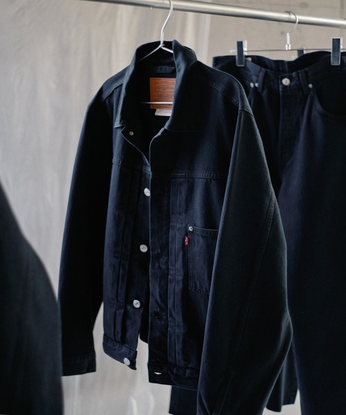 Levi's(リーバイス)の「Levi's/リーバイス PREMIUM BLACK TYPE 1 TRUCKER JACKET(デニムジャケット・メンズ・ブラック・XL/L/M/S/XX-LARGE)」の1枚目の写真