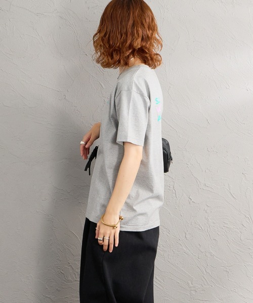 MEYAME（メヤメ）の「[MEYAME/メヤメ] SLOW WALKERS ADOBOCATE バックプリントTシャツ（Tシャツ/カットソー・レディース・グレー/ホワイト・F）」の21枚目の写真
