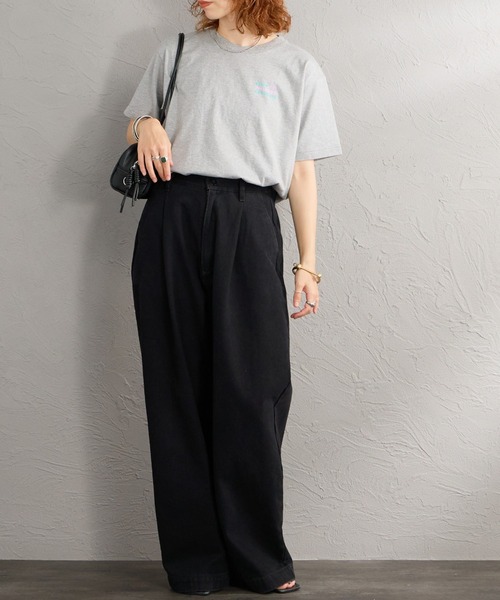 MEYAME（メヤメ）の「[MEYAME/メヤメ] SLOW WALKERS ADOBOCATE バックプリントTシャツ（Tシャツ/カットソー・レディース・グレー/ホワイト・F）」の6枚目の写真