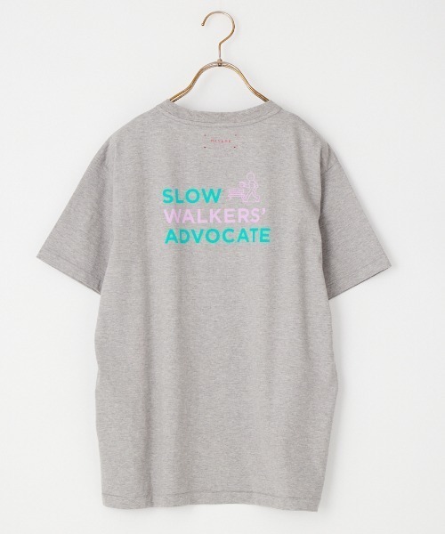 MEYAME（メヤメ）の「[MEYAME/メヤメ] SLOW WALKERS ADOBOCATE バックプリントTシャツ（Tシャツ/カットソー・レディース・グレー/ホワイト・F）」の10枚目の写真