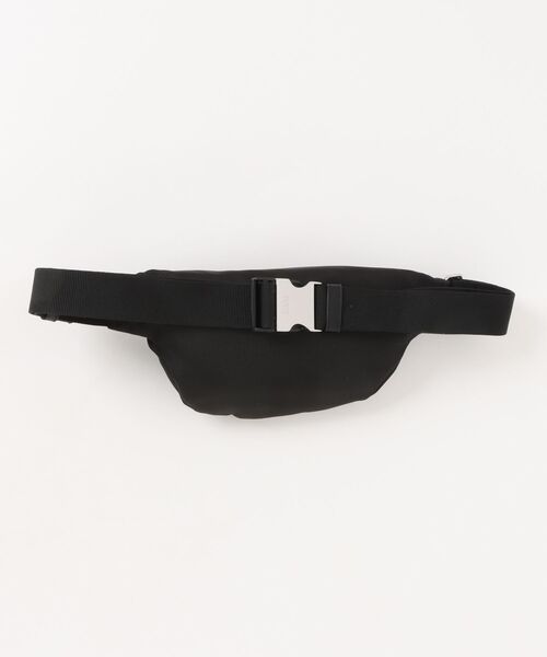 KENZO(ケンゾー)の「KENZOJUMPINGTIGERBELTBAG(メッセンジャーバッグ・メンズ・ブラック系その他・ONE SIZE)」の2枚目の写真