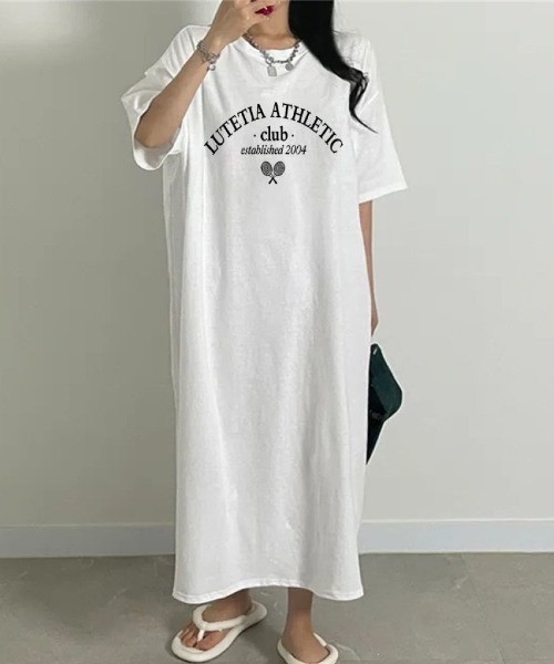 Lips(リップス)の「シンプルロゴで大人カジュアルに!毎日着たくなるリラックスTシャツワンピース(ワンピース・レディース・ブラック/グレー/ピンク/ホワイト・FREE)」の1枚目の写真